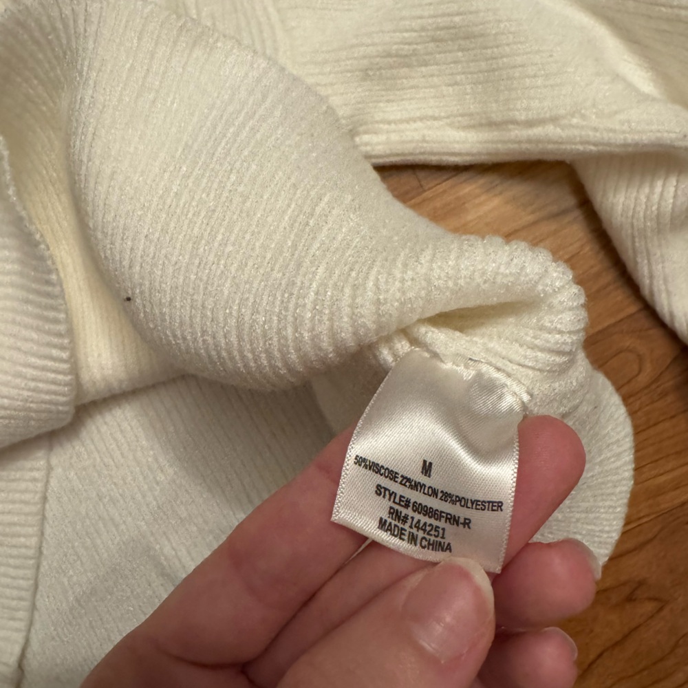Francesca's Collections Blue Rain White Turtleneck Sweater - Picture 3 of 3